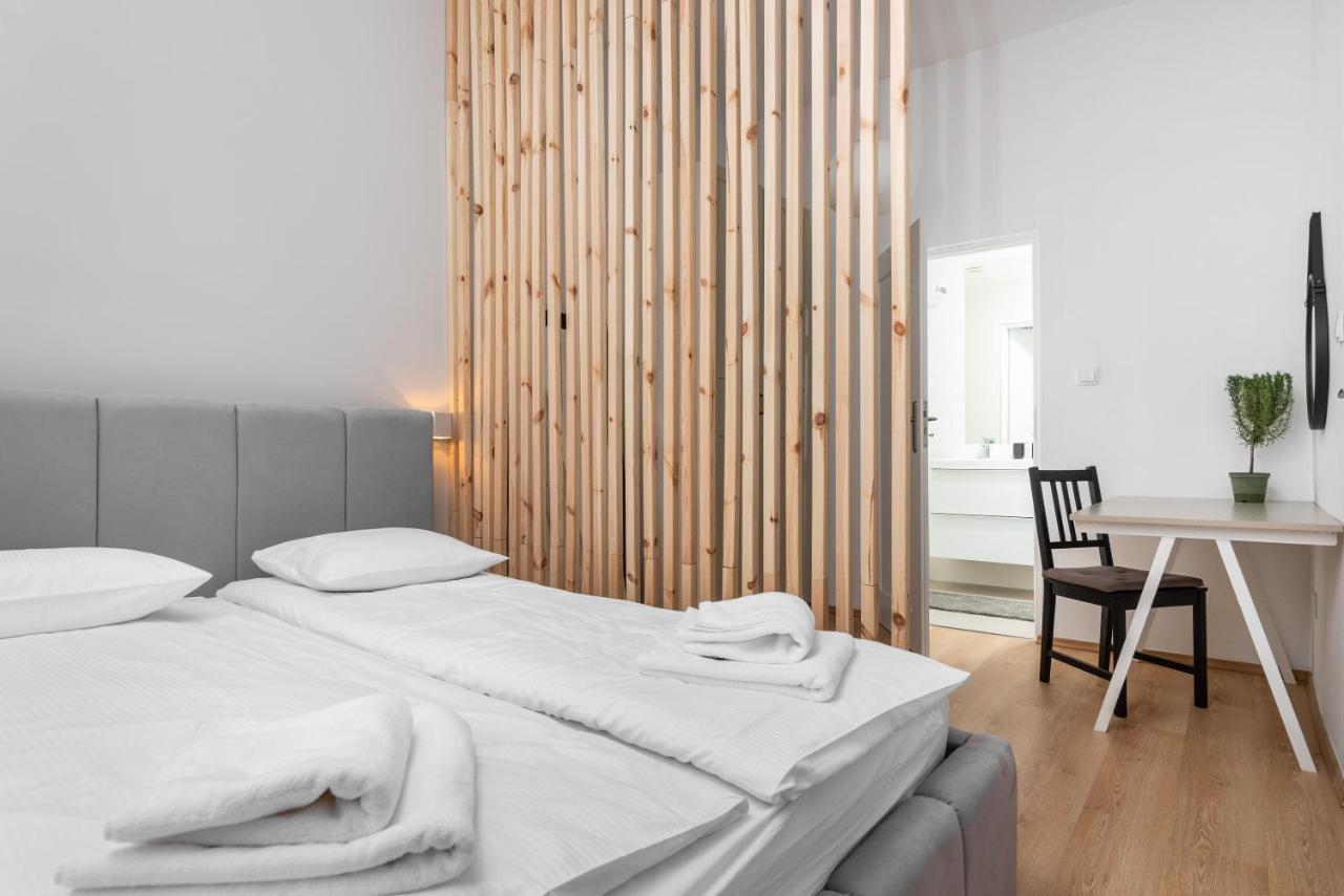 Modern Centrally Located Apartments - By Upstairs Krakow Dış mekan fotoğraf