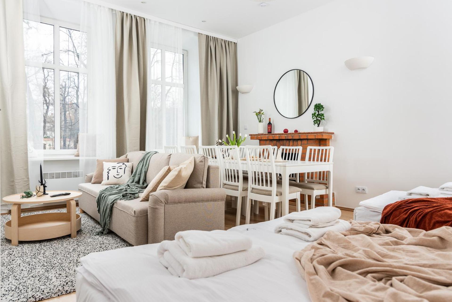 Modern Centrally Located Apartments - By Upstairs Krakow Dış mekan fotoğraf
