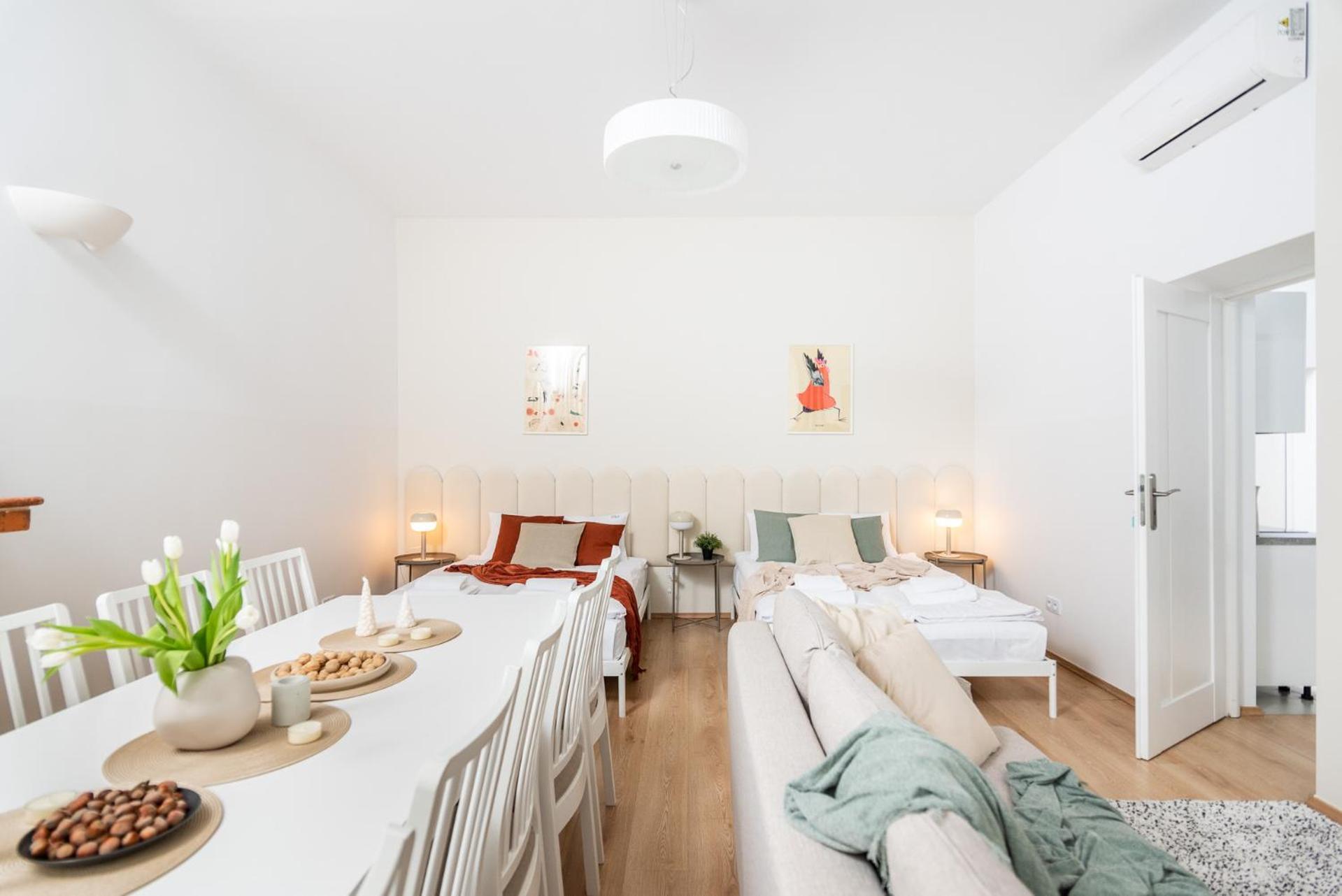 Modern Centrally Located Apartments - By Upstairs Krakow Dış mekan fotoğraf