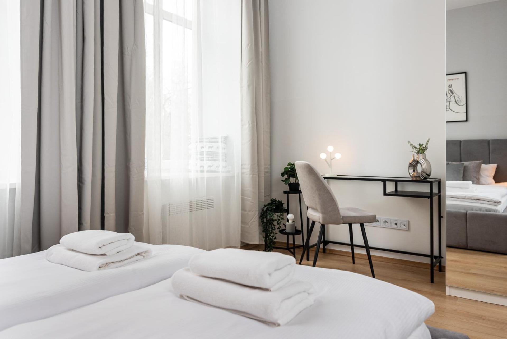 Modern Centrally Located Apartments - By Upstairs Krakow Dış mekan fotoğraf